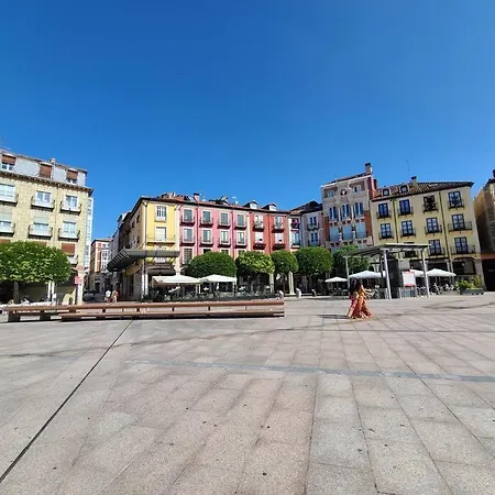 Atuairehome La Catedral En El Salon Con Parking Incluido Burgo
