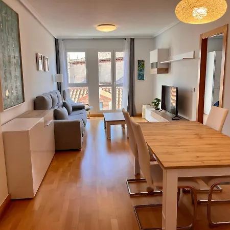 Апартаменты Atuaire La Catedral En El Salon Parking Incluido