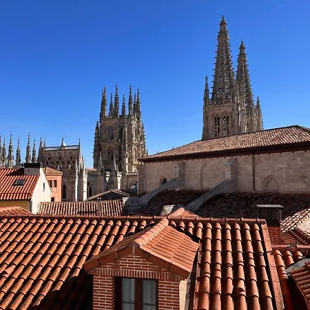 Atuaire La Catedral En El Salon Parking Incluido شقة Burgo