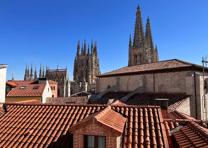 Atuaire La Catedral En El Salon Parking Incluido Appartamento Burgo
